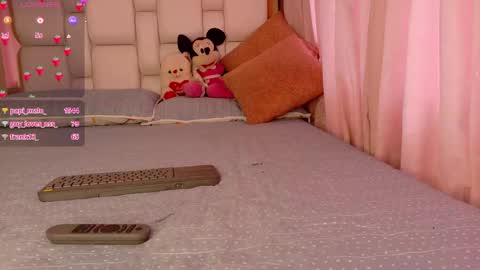   online show from May 1, 2:43 pm