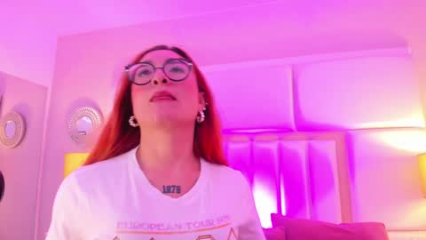 Snapshot of ambarsantany chatting on December 11, 11:54 pm AmbarSantany  online show from December 11, 11:54 pm