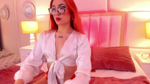 Snapshot of ambarsantany chatting on December 17, 9:38 pm AmbarSantany  online show from December 17, 9:38 pm