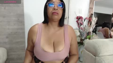  Amber Sofhia  online show from May 26, 9:33 pm