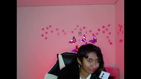 Snapshot of amber__666 chatting on October 19, 1:28 am amber__666 online show from October 19, 1:28 am