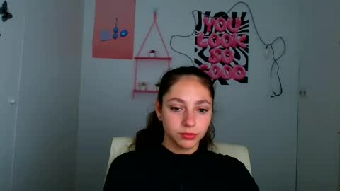 Snapshot of amber__r chatting on July 7, 5:32 am Amber online show from July 7, 5:32 am