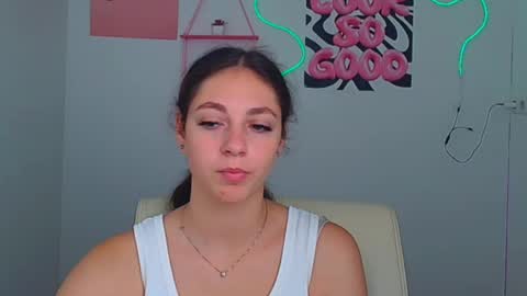 Snapshot of amber__r chatting on July 18, 5:44 am Amber online show from July 18, 5:44 am