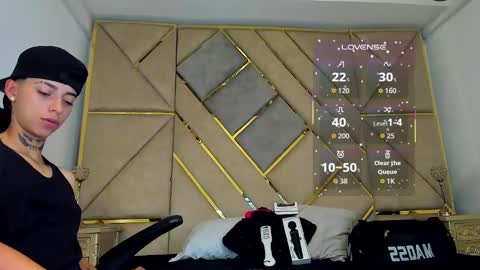 Amber  online show from October 3, 3:31 pm