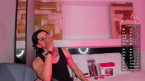 Amber  online show from March 28, 1:43 pm