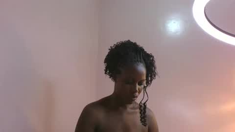 amber_cutie2 online show from December 15, 9:41 pm