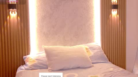 Snapshot of amber_gibsson2 chatting on February 1, 12:48 pm Amber online show from February 1, 12:48 pm