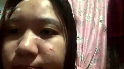 Snapshot of amber_kaye chatting on February 18, 12:12 pm lars online show from February 18, 12:12 pm