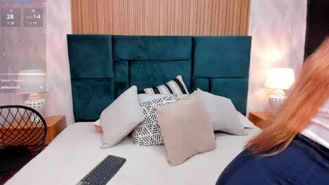 Emily online show from December 22, 6:38 pm