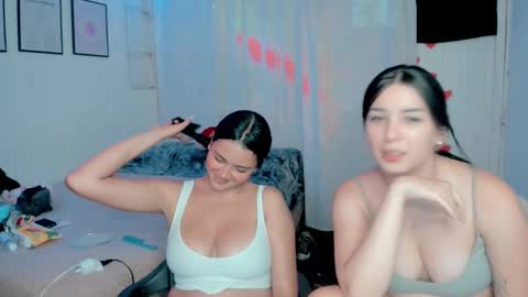 Snapshot of amber_landy1 chatting on March 10, 11:16 pm amber online show from March 10, 11:16 pm