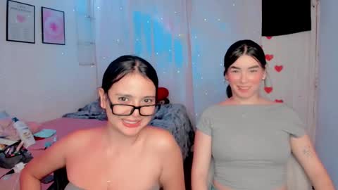 Snapshot of amber_landy1 chatting on March 12, 4:08 am amber online show from March 12, 4:08 am