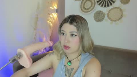 amber_palmer online show from May 31, 2:02 pm