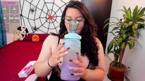 Snapshot of amber_sexy14 chatting on October 25, 4:09 am amber_sexy14 online show from October 25, 4:09 am