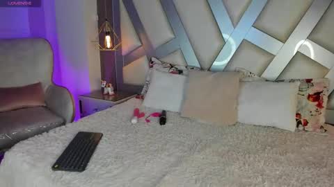 Tell me Amber online show from November 20, 2:12 am