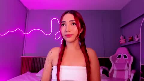 Amber Baker  online show from July 11, 11:35 am