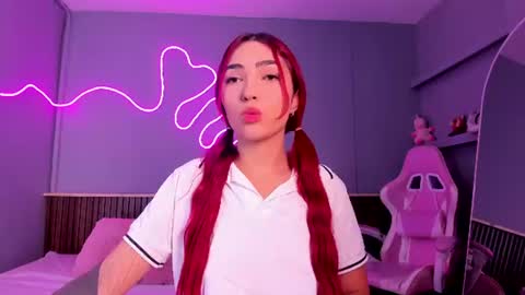 Amber Baker  online show from July 17, 11:39 am