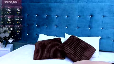 Snapshot of ambercollinns chatting on March 10, 11:32 am Amber Collins online show from March 10, 11:32 am