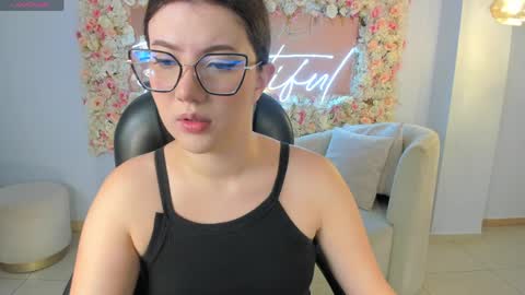 Amber  online show from April 12, 5:18 pm