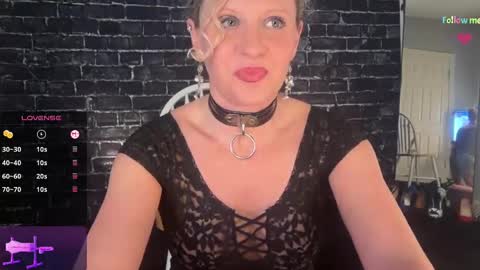 Amber Jade online show from October 22, 12:11 am