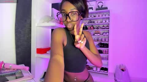 Snapshot of amberprincess2 chatting on February 18, 4:14 pm Amber online show from February 18, 4:14 pm