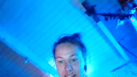 ambionce online show from April 8, 5:51 am