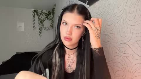 Alica online show from November 24, 11:21 am