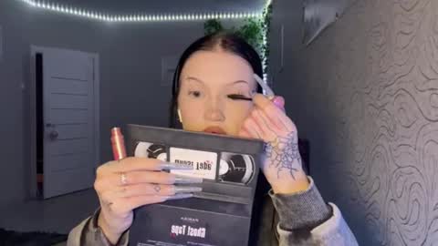 Alica online show from December 20, 4:36 pm