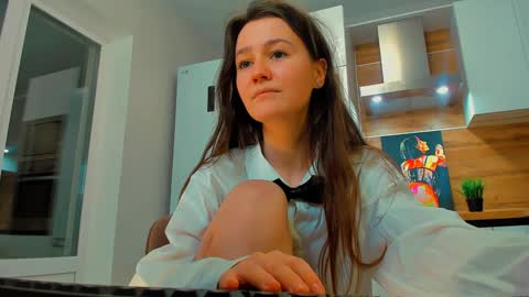 Snapshot of ameli_moon chatting on January 14, 4:08 pm Eileen online show from January 14, 4:08 pm