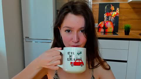 Snapshot of ameli_moon chatting on January 22, 8:51 am Eileen online show from January 22, 8:51 am