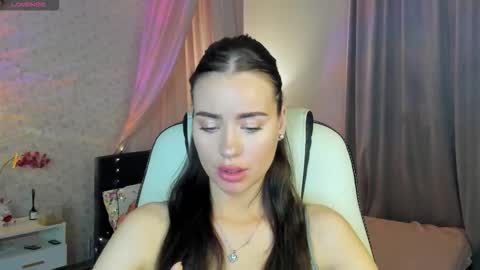 Snapshot of ameli_povilainn chatting on January 17, 3:44 am Ameli online show from January 17, 3:44 am