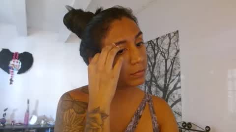 amelia  online show from March 13, 9:10 pm