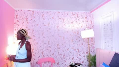 Amelia Adams online show from January 9, 7:04 pm