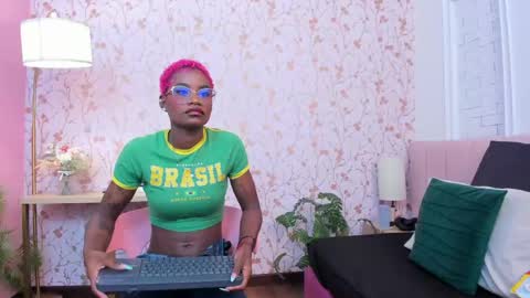 Amelia Adams online show from April 15, 4:36 pm