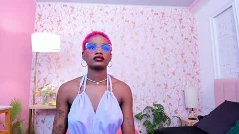 Amelia Adams online show from April 16, 7:14 pm