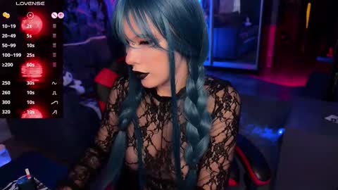 Amelia Aley  online show from September 21, 11:12 am