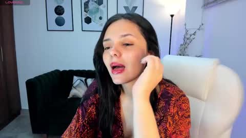 Snapshot of amelia_cheerry chatting on January 21, 11:24 am amelia online show from January 21, 11:24 am
