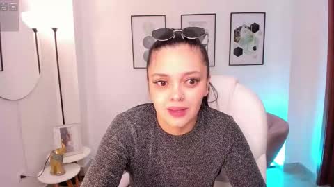 Snapshot of amelia_cheerry chatting on September 21, 11:45 am amelia online show from September 21, 11:45 am