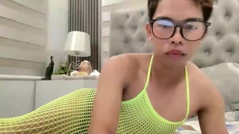 Snapshot of amelia_jones69x chatting on February 16, 1:18 pm Amelia online show from February 16, 1:18 pm