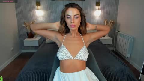 amelia online show from April 18, 9:24 am