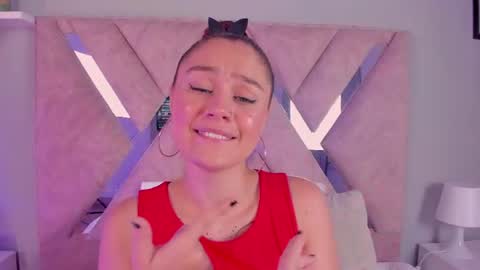 Snapshot of amelia_saenz_ chatting on July 14, 3:40 pm Amelia online show from July 14, 3:40 pm