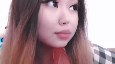 Amelia online show from April 17, 4:10 pm