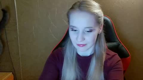 Amelia  online show from June 1, 6:53 pm
