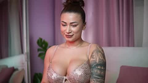  Amelia  online show from March 29, 7:36 pm