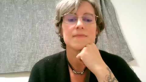 Snapshot of ameliaishka chatting on September 29, 2:16 am Ameliaishka online show from September 29, 2:16 am