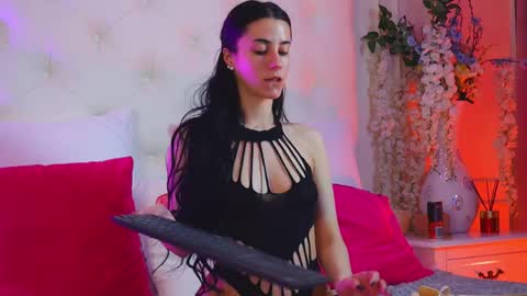 AmeliaJune online show from April 10, 12:05 am