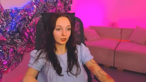 Amelia online show from December 14, 9:51 am