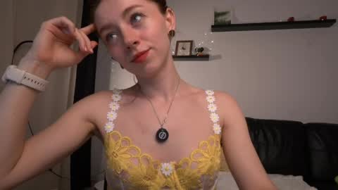 Amelia   online show from April 19, 6:10 pm