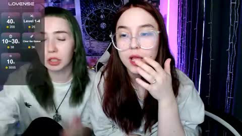 Snapshot of ameliameadd chatting on May 9, 12:10 pm Amelia online show from May 9, 12:10 pm