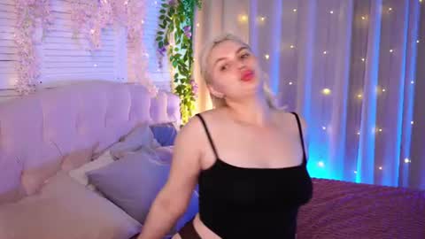  Amelia  online show from June 20, 2:36 am