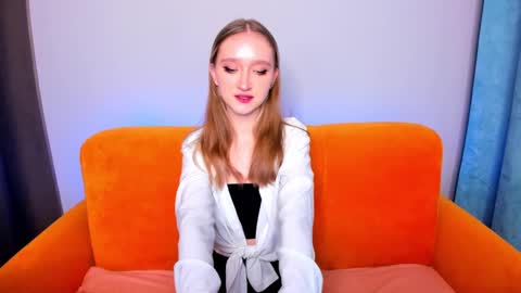 Snapshot of ameliawise chatting on December 5, 9:06 am ameliawise online show from December 5, 9:06 am